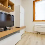 Apartment Arena Flat: Centre