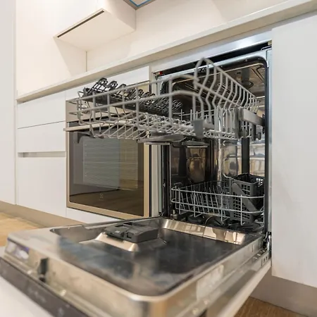 Arena Flat: Centre Daire *