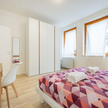 Apartment Arena Flat: Centre *